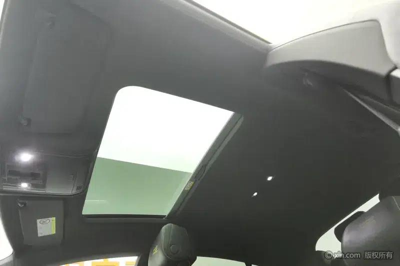 Volkswagen CC 2021 380TSI Striking Edition — миниатюра 20