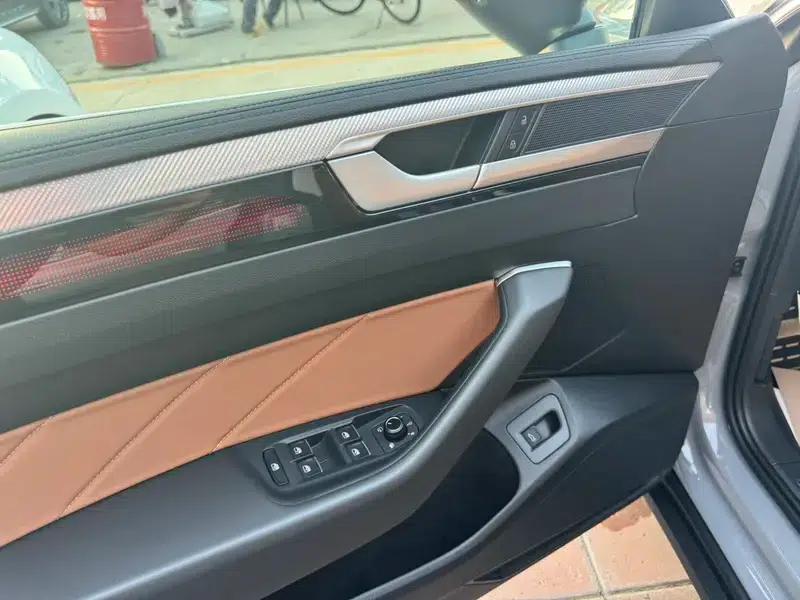 Volkswagen CC 2024 Shooting Brake 380TSI Hunter Edition — миниатюра 18
