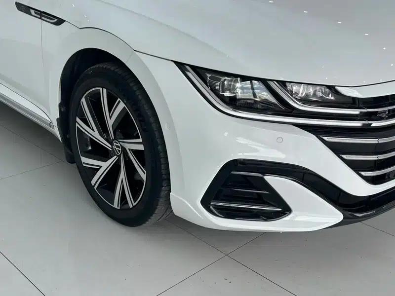 Volkswagen CC 2021 380TSI Striking Edition — миниатюра 13