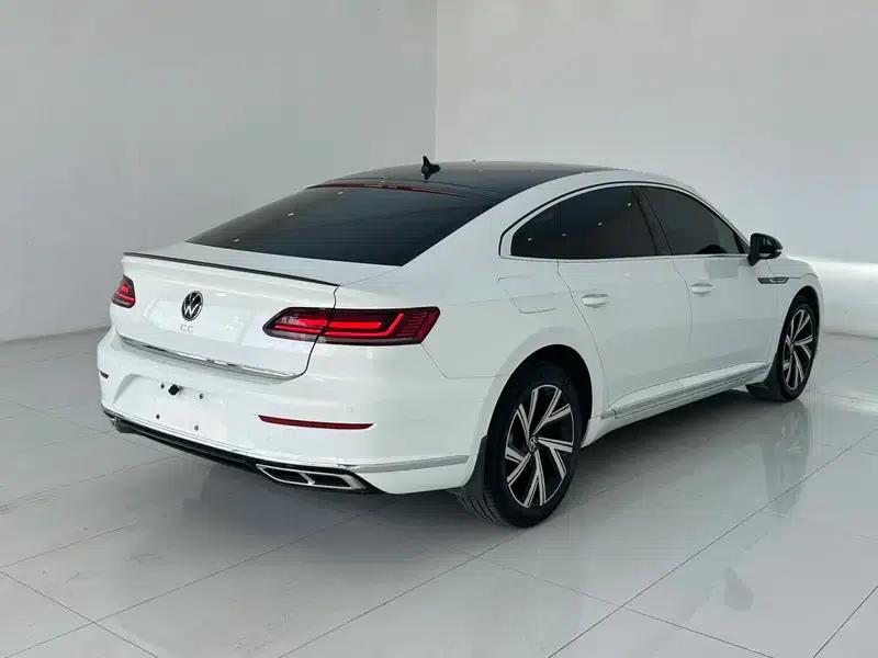 Volkswagen CC 2021 380TSI Striking Edition — миниатюра 19