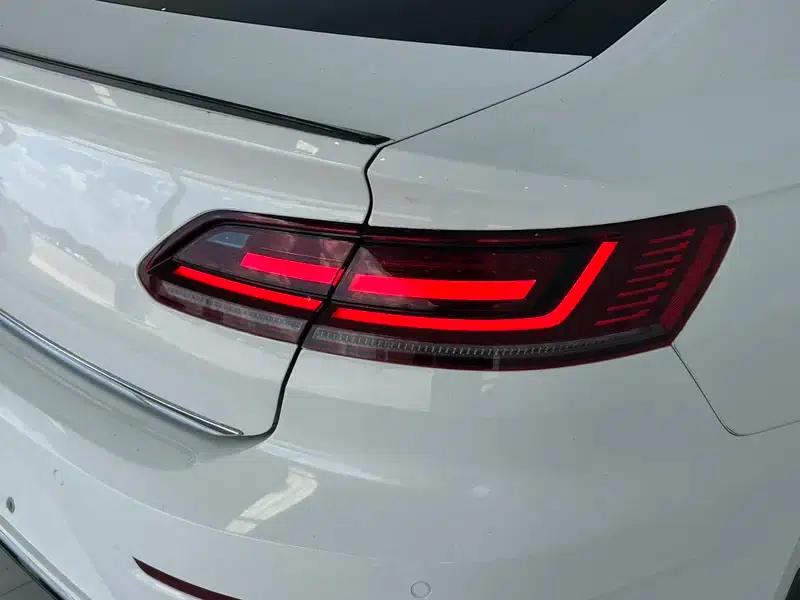 Volkswagen CC 2021 380TSI Striking Edition — миниатюра 22