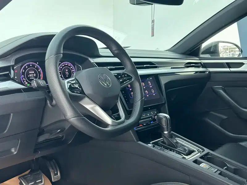 Volkswagen CC 2021 380TSI Striking Edition — миниатюра 29