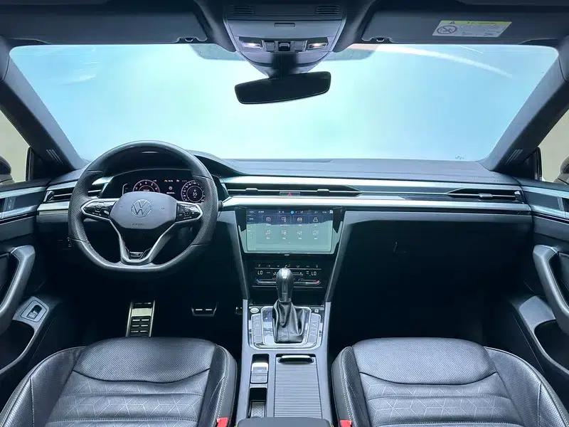 Volkswagen CC 2024 380TSI Striking Edition — миниатюра 14