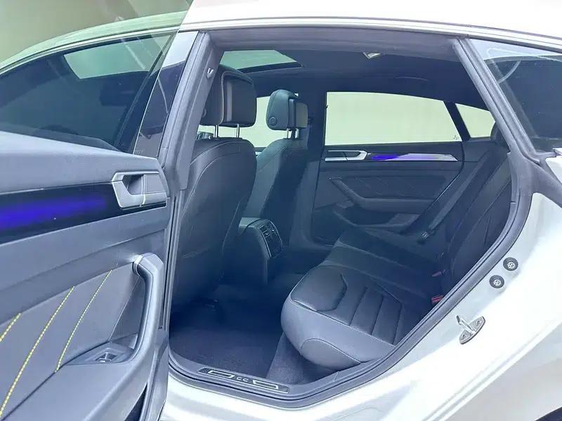 Volkswagen CC 2024 380TSI Striking Edition — миниатюра 18