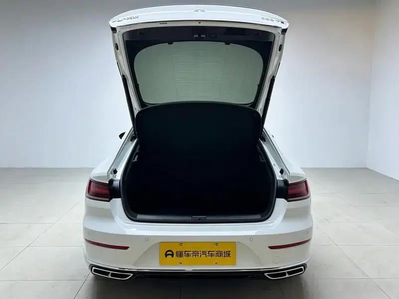 Volkswagen CC 2024 380TSI Striking Edition — миниатюра 20
