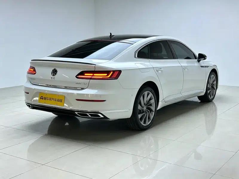 Volkswagen CC 2024 380TSI Striking Edition — миниатюра 7