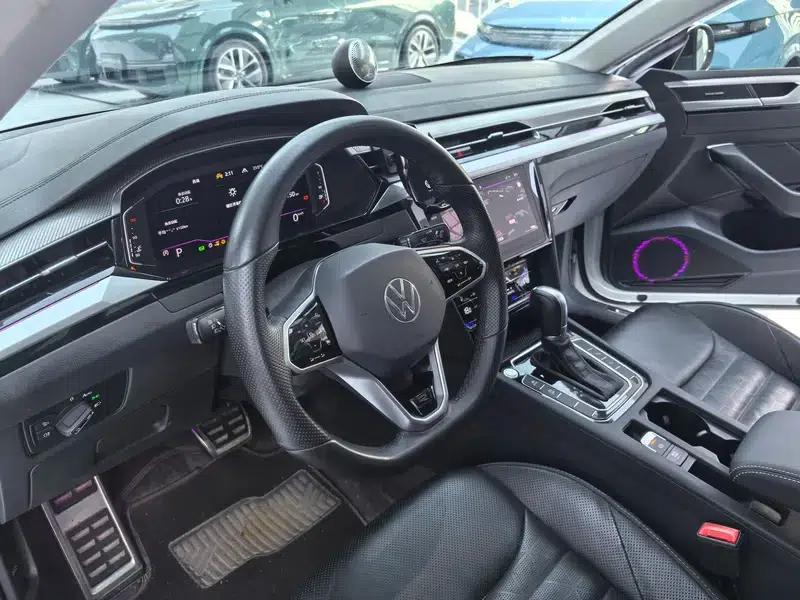 Volkswagen CC 2021 380TSI Striking Edition — миниатюра 11