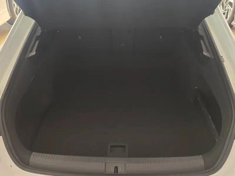Volkswagen CC 2025 380TSI - Eye-Catching Edition — миниатюра 22