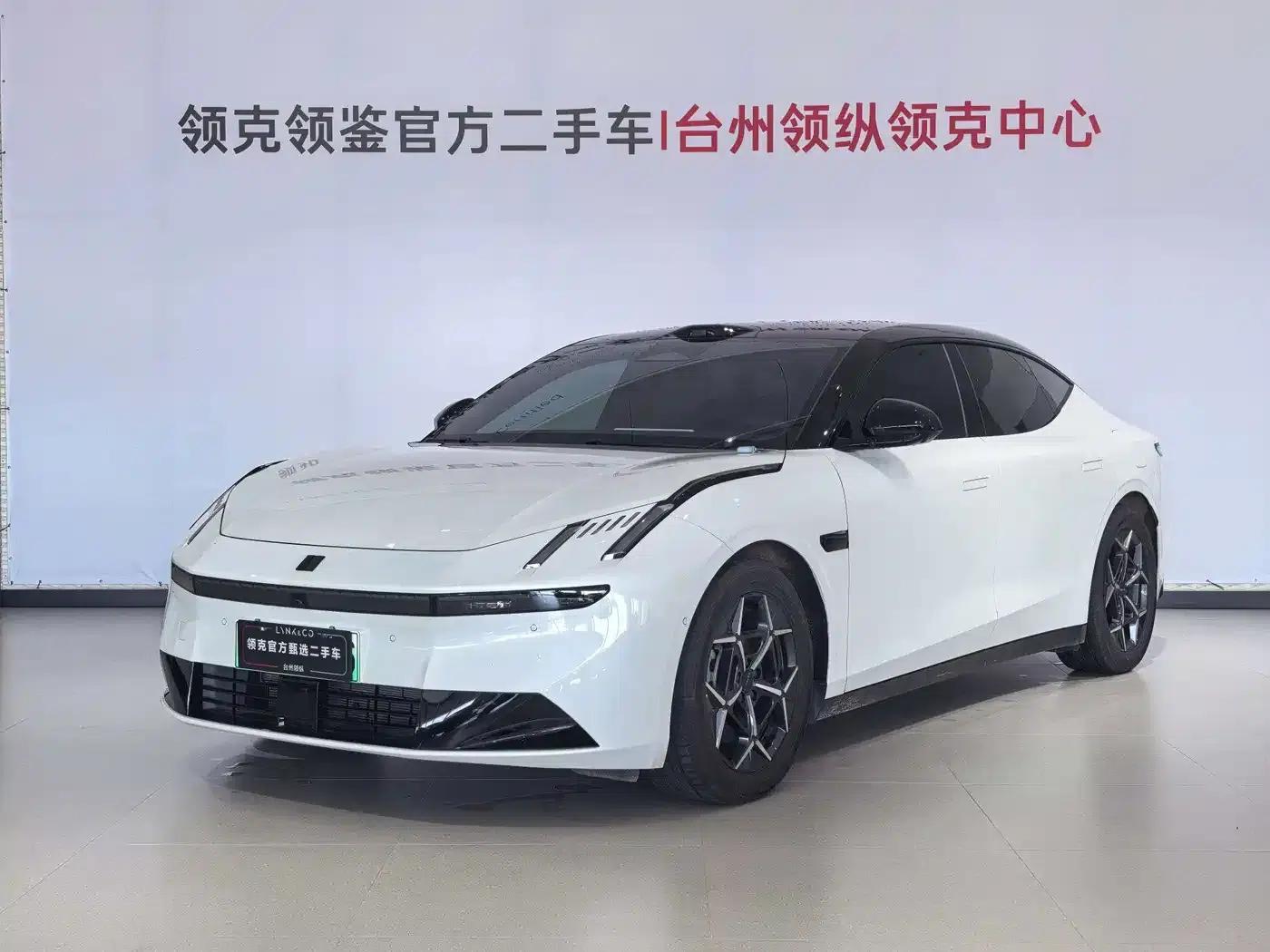 Lynk & Co 10 2025 240 AWD Ultra — миниатюра 1