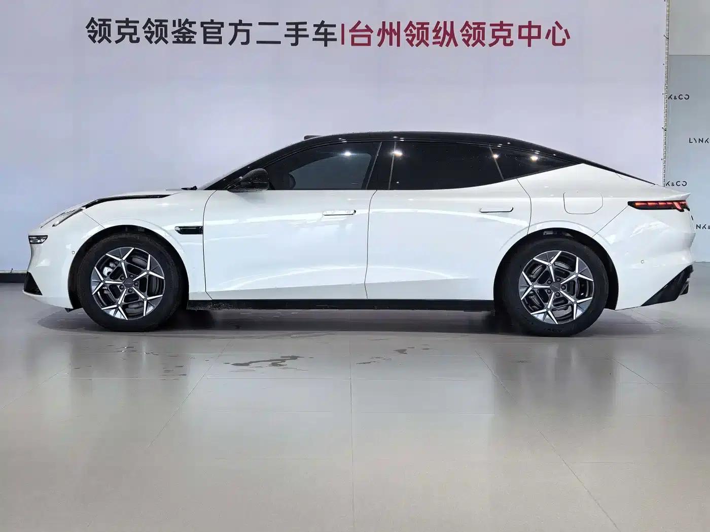 Lynk & Co 10 2025 240 AWD Ultra — миниатюра 13