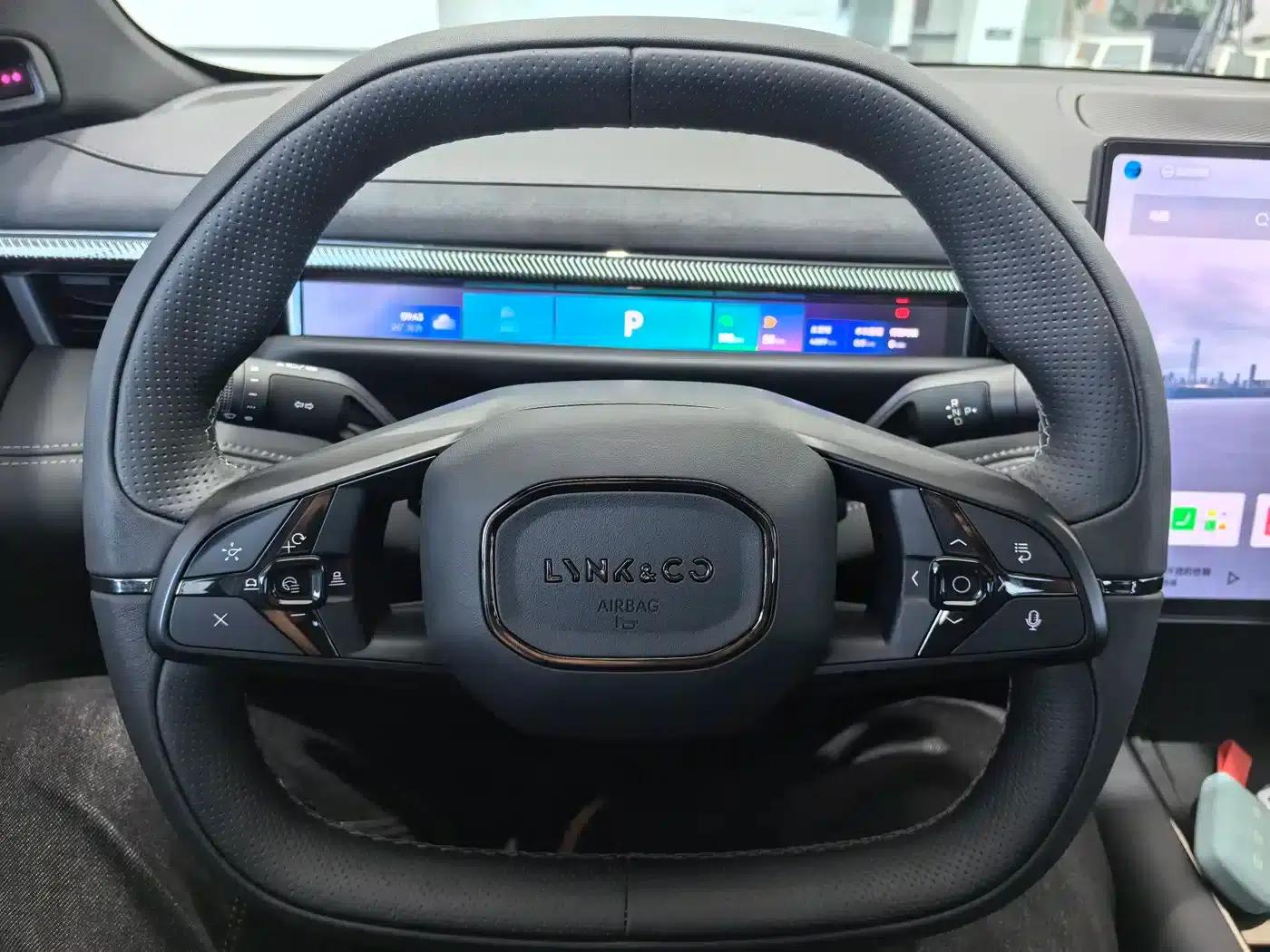 Lynk & Co 10 2025 240 AWD Ultra — миниатюра 23