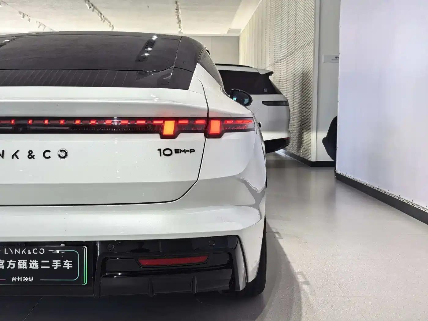 Lynk & Co 10 2025 240 AWD Ultra — миниатюра 10