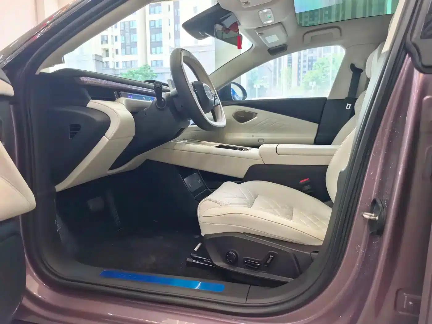 Lynk & Co 10 2025 240 AWD Ultra Sport Edition H7 — миниатюра 7