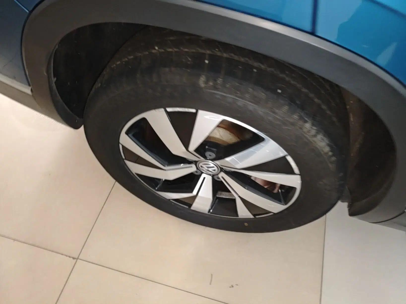 Volkswagen Tayron 2019 330TSI Two-Wheel Drive Luxury Model China VI Standard — миниатюра 11