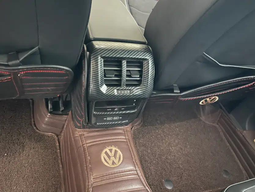 Volkswagen Tayron 2020 330TSI Two-Wheel Drive Luxury Connected Pro Edition — миниатюра 12