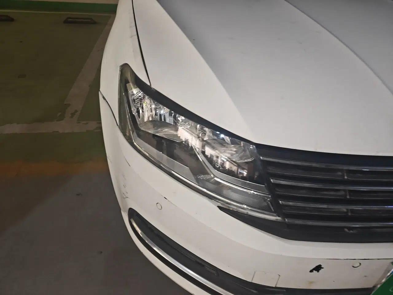Volkswagen Lavida 2015 1.6L Automatic Comfort Edition — миниатюра 7