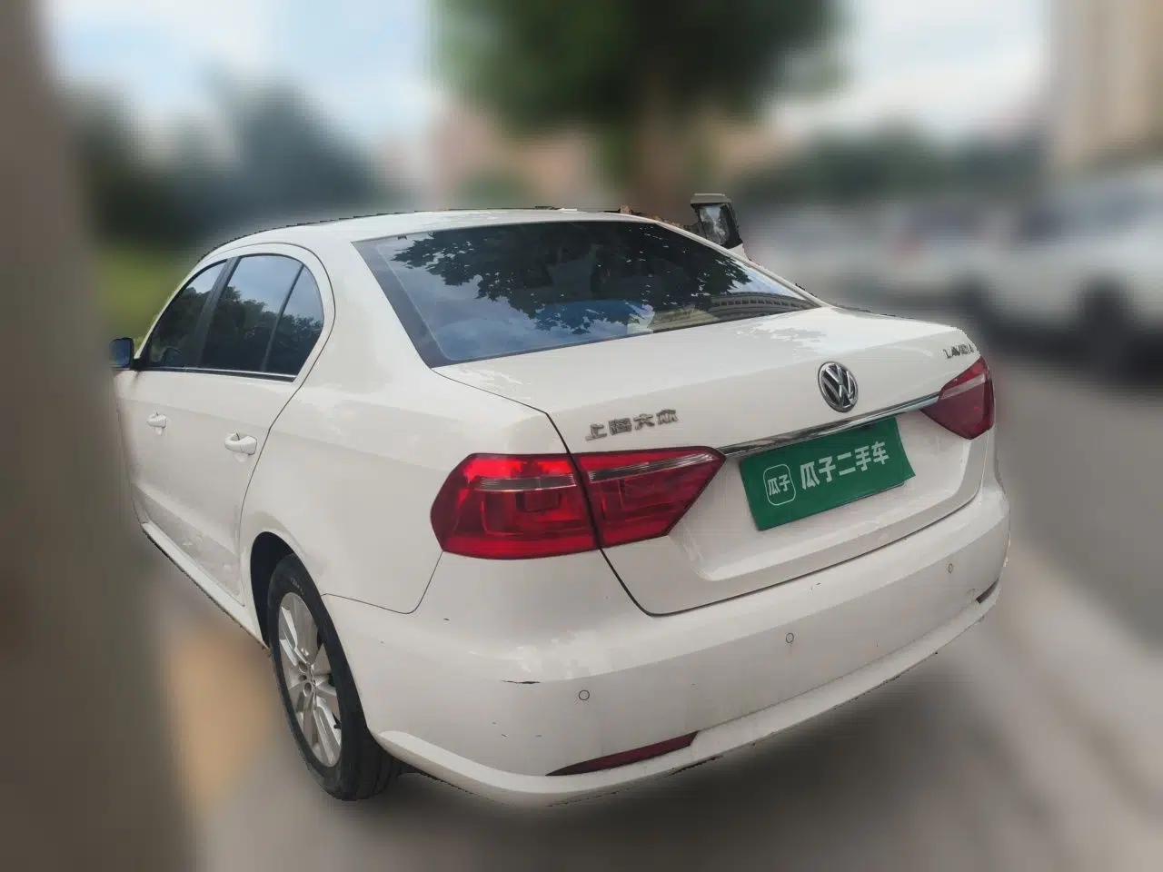 Volkswagen Lavida 2013 Restyled Classic 1.6L Automatic Comfort Edition — миниатюра 4
