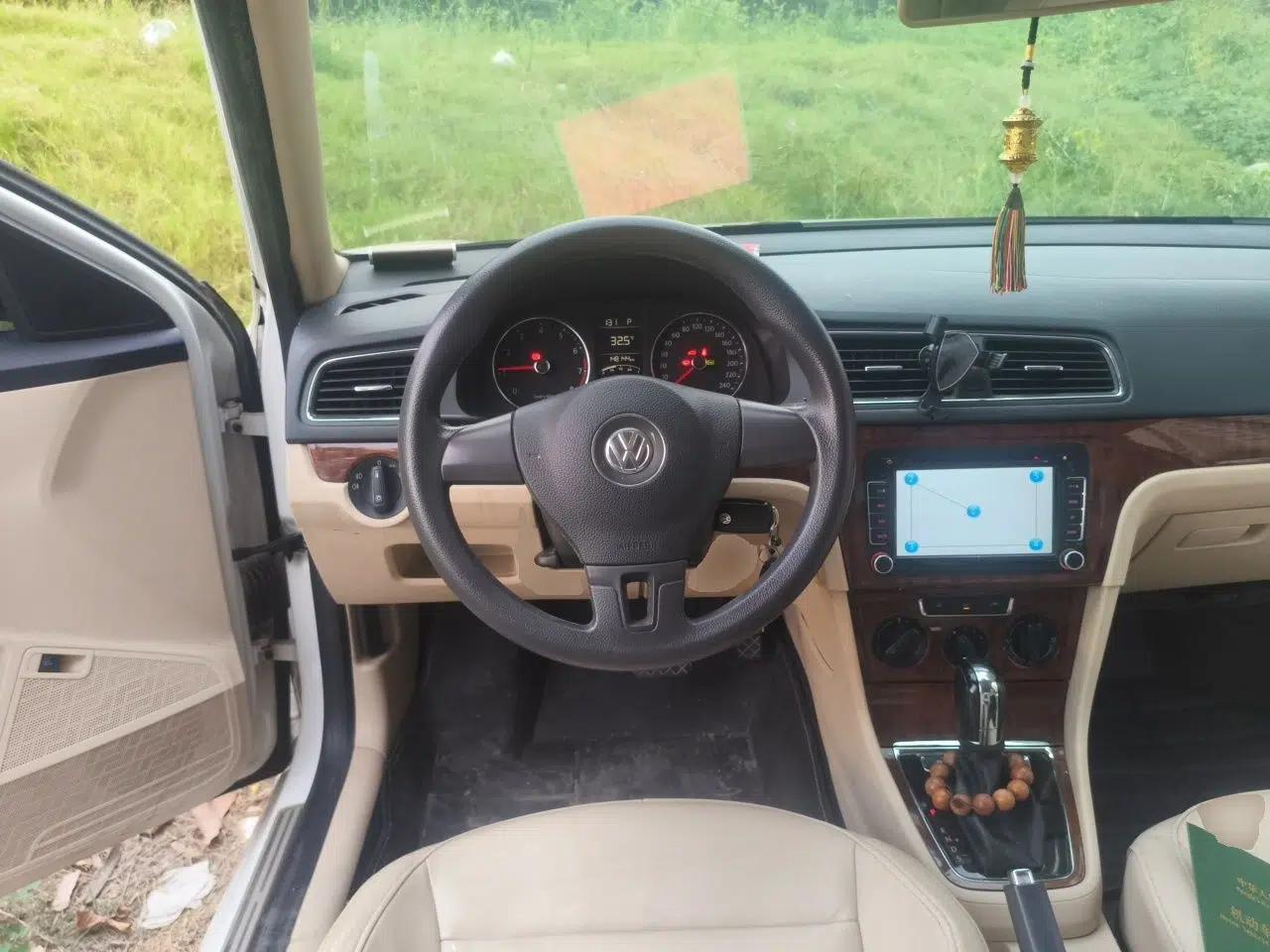 Volkswagen Lavida 2013 Restyled Classic 1.6L Automatic Comfort Edition — миниатюра 10