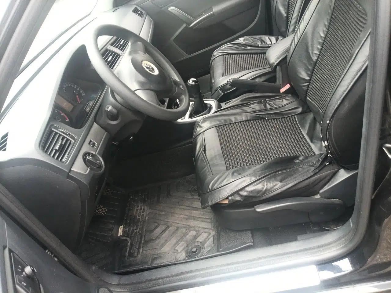 Volkswagen Lavida 2013 Revised Classic 1.6L Manual Fashion Edition — миниатюра 15