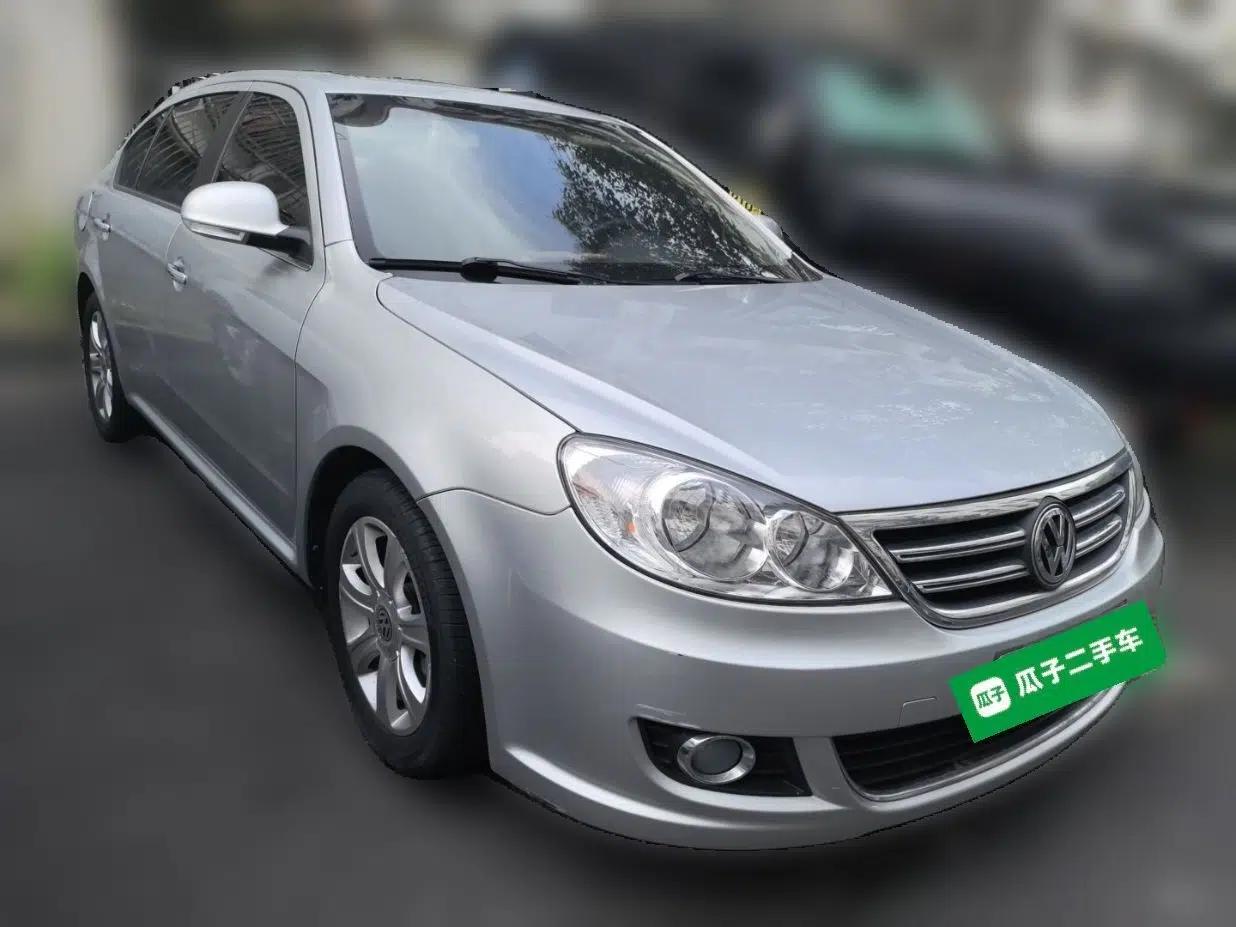 Volkswagen Lavida 2011 1.6L Automatic PinYou Edition — миниатюра 3