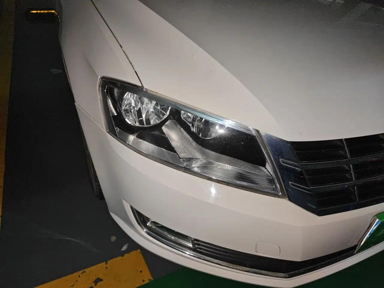 Volkswagen Lavida 2013 1.6L Manual Comfort Edition — миниатюра 7