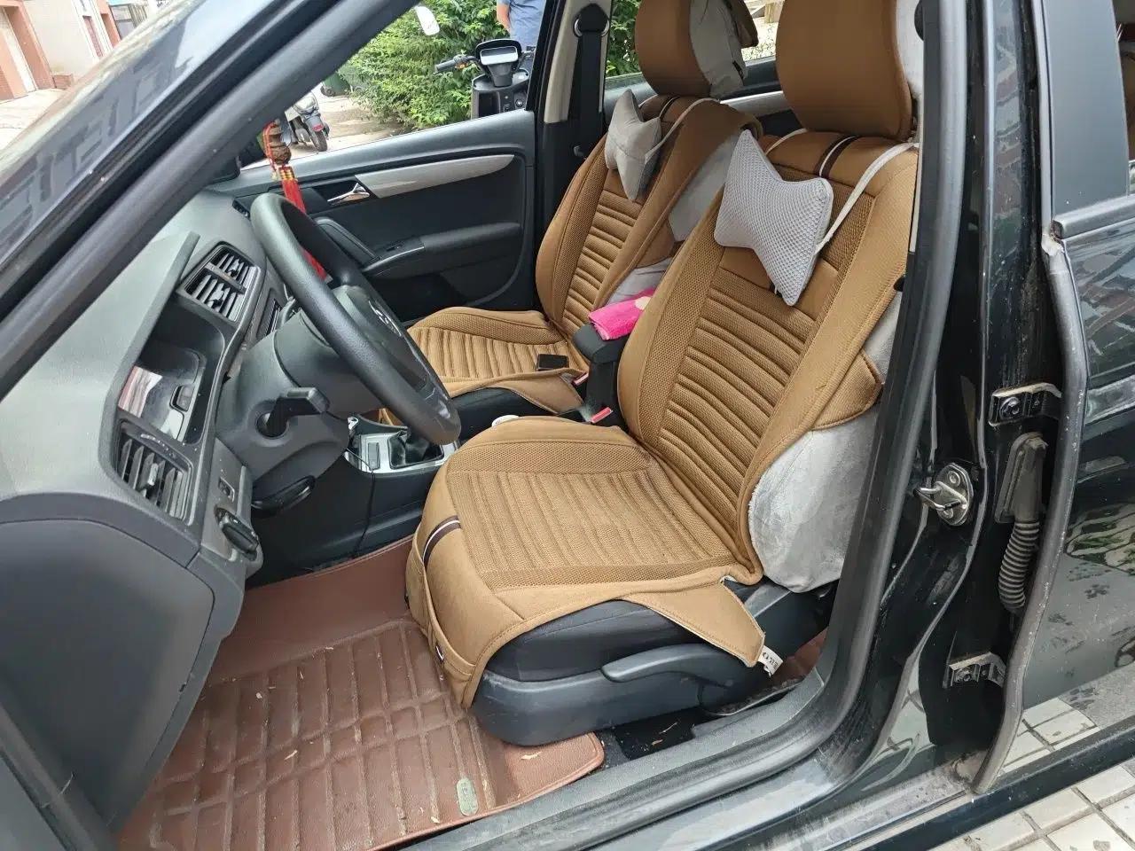 Volkswagen Lavida 2013 Revised Classic 1.6L Manual Fashion Edition — миниатюра 15
