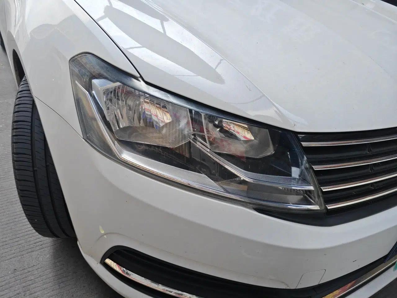 Volkswagen Lavida 2017 1.6L Automatic Fashion Edition — миниатюра 7