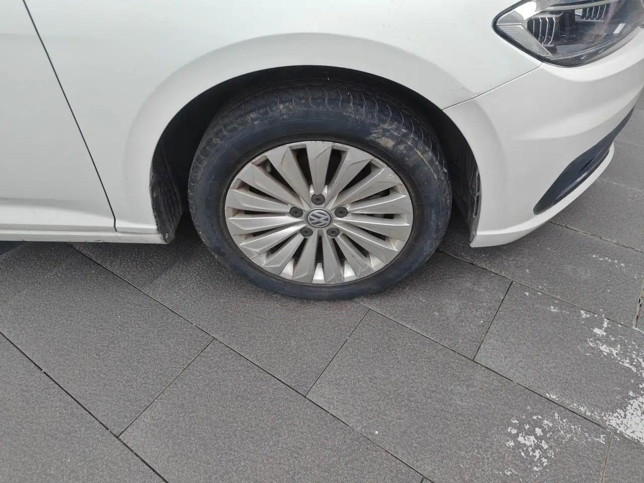 Volkswagen Lavida 2018 1.5L Automatic Comfort Edition China V Standard — миниатюра 8