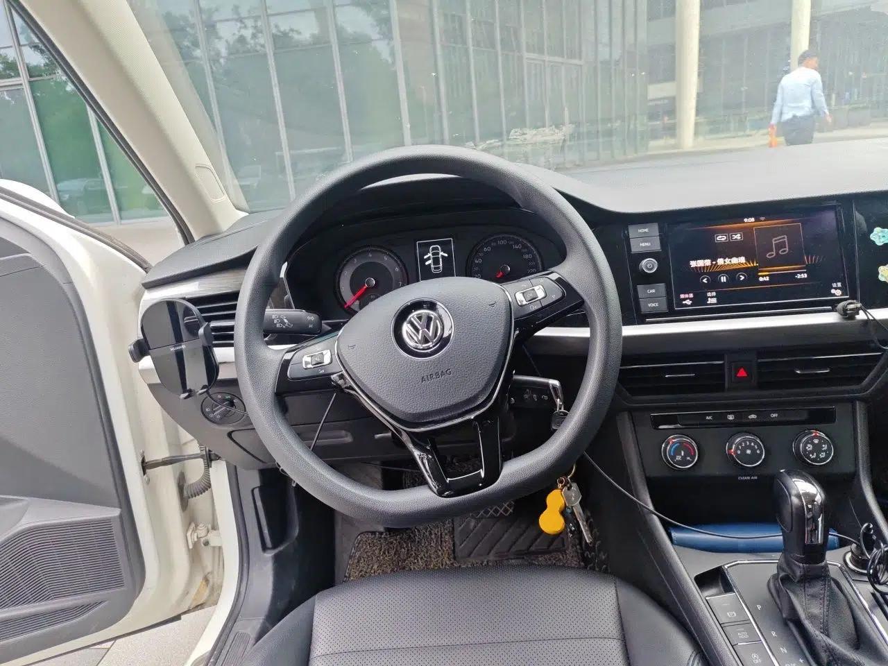 Volkswagen Lavida 2018 1.5L Automatic Comfort Edition China V Standard — миниатюра 10