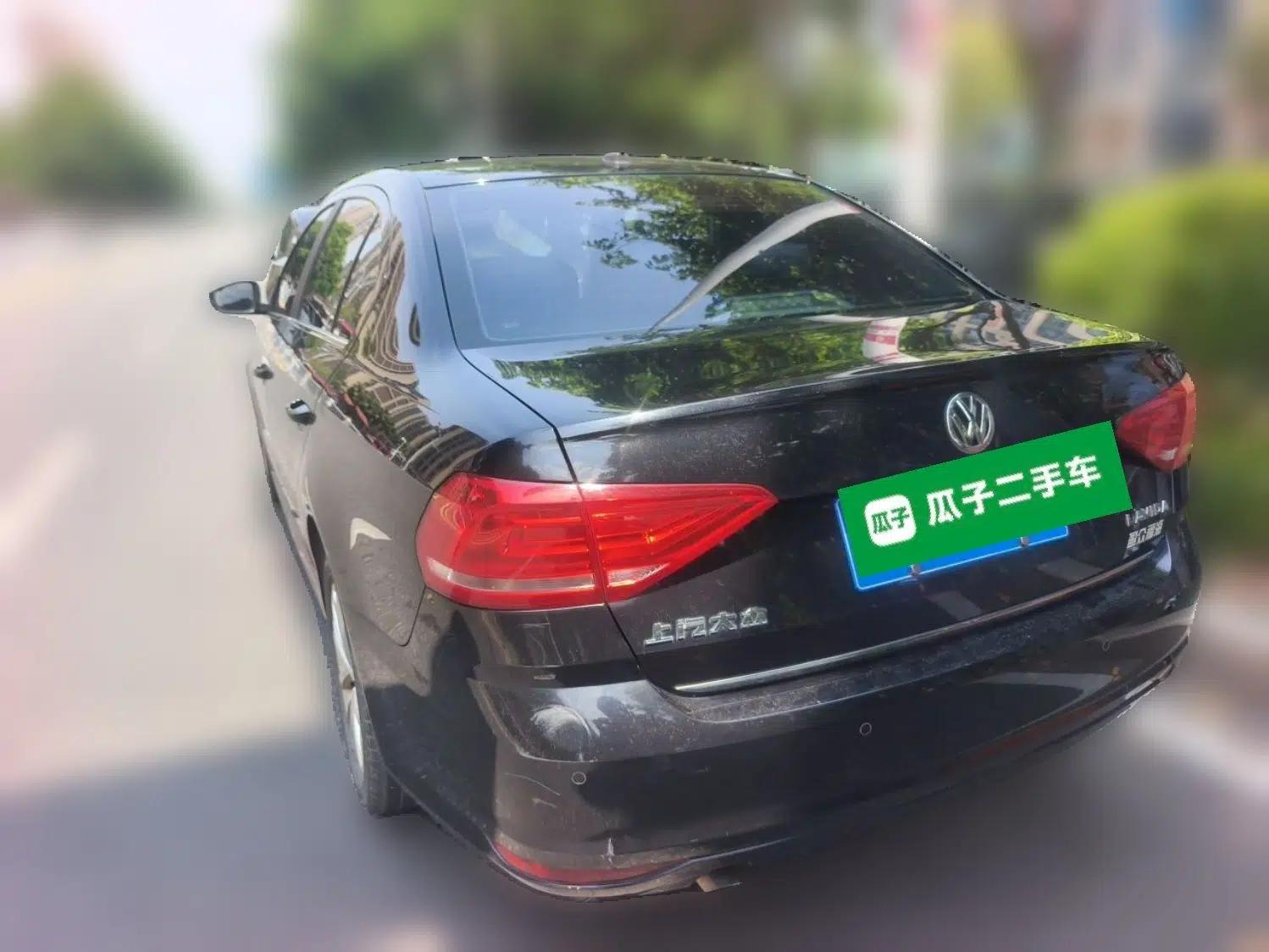 Volkswagen Lavida 2017 1.6L Automatic Comfort Edition — миниатюра 4