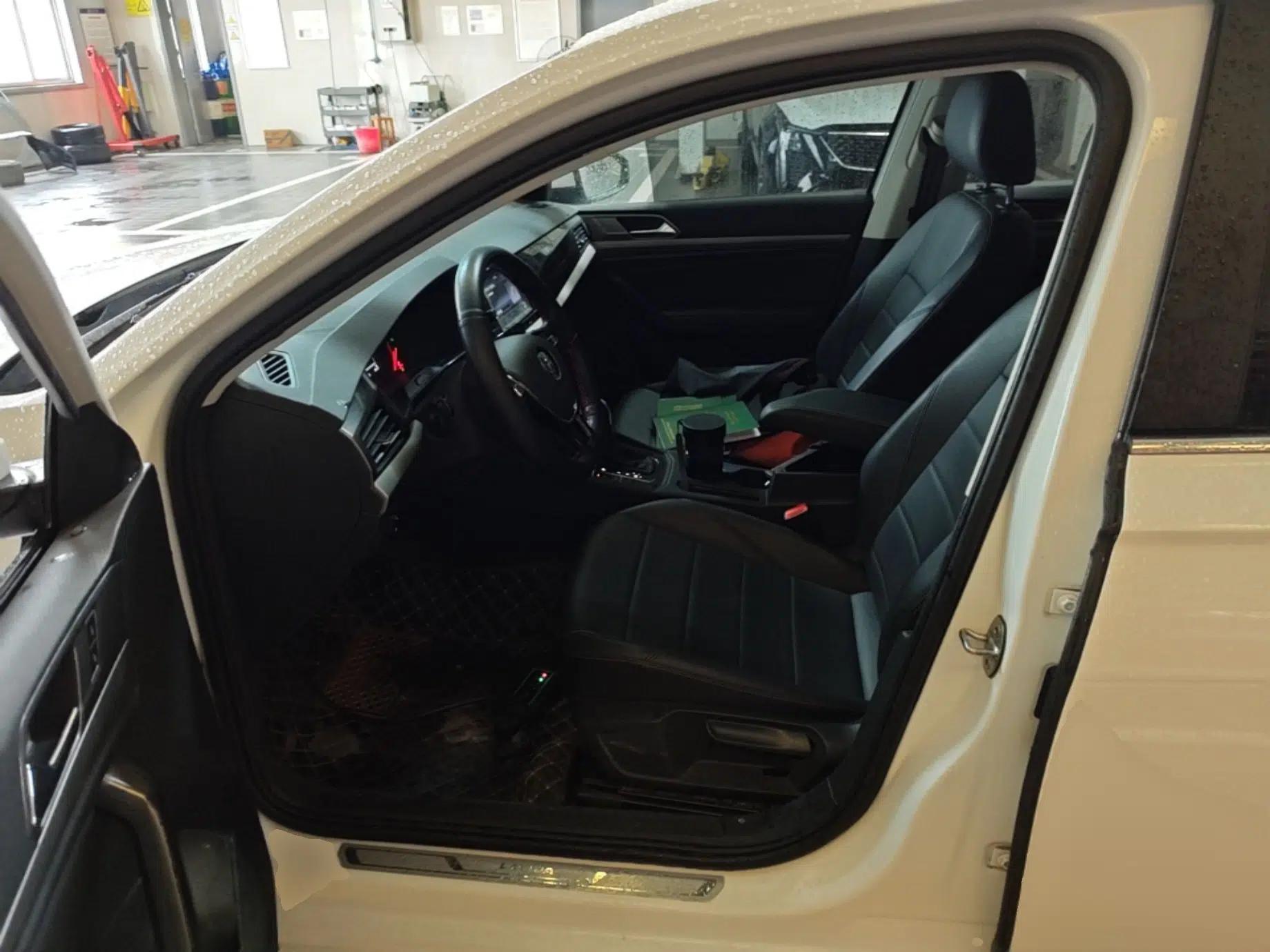 Volkswagen Lavida 2018 1.5L Automatic Comfort Edition China V Standard — миниатюра 17