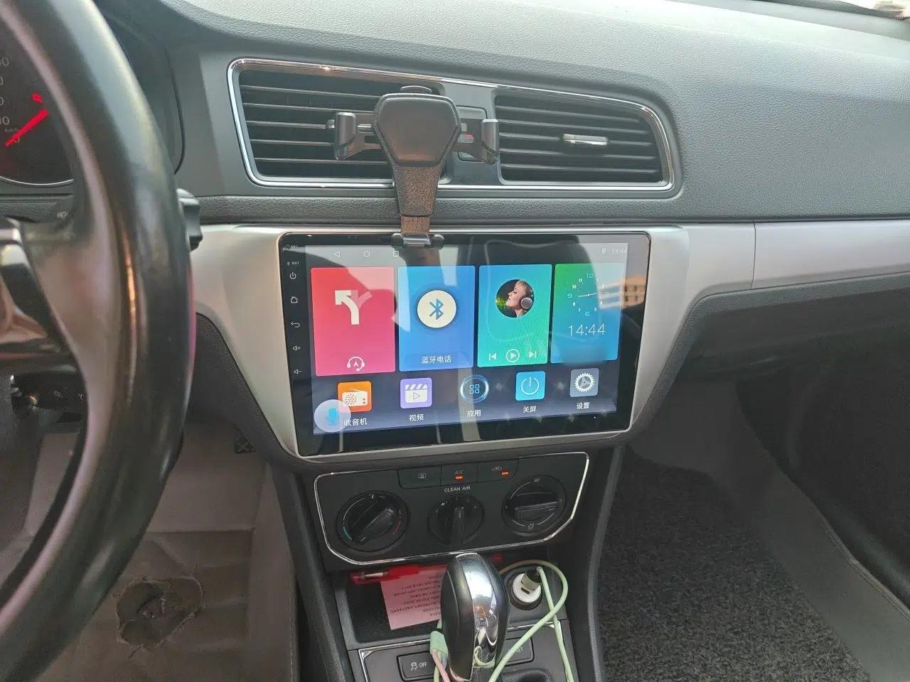 Volkswagen Lavida 2015 1.6L Automatic Comfort Edition — миниатюра 12