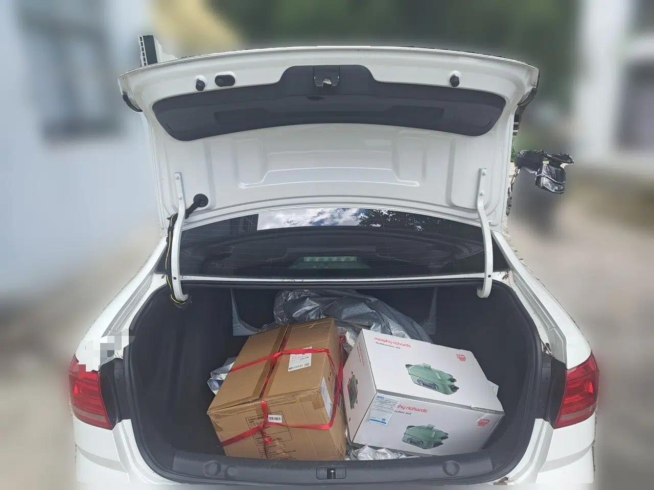 Volkswagen Lavida 2015 1.6L Manual Comfort Edition — миниатюра 19