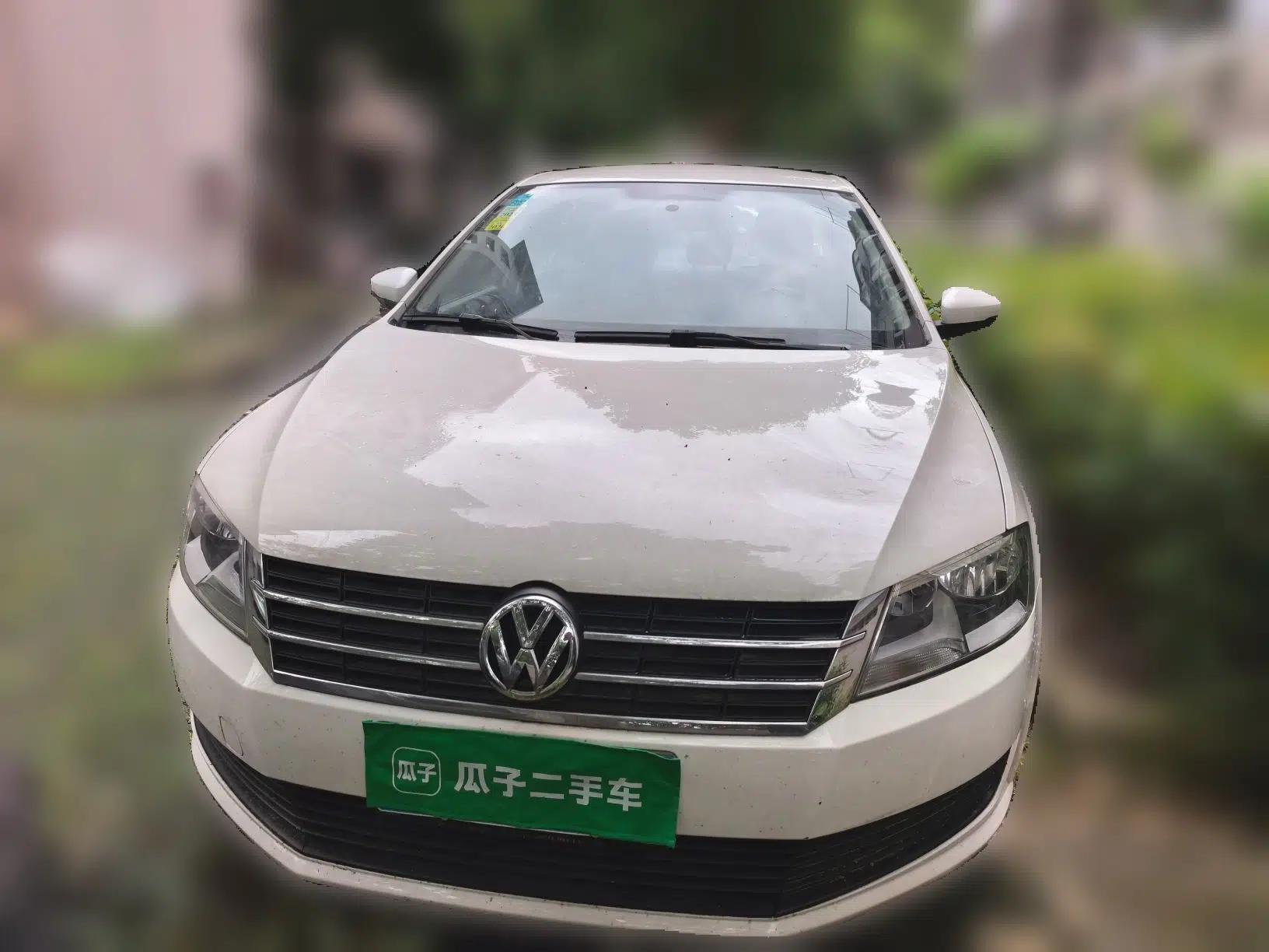 Volkswagen Lavida 2013 Revised Classic 1.6L Automatic Fashion Edition — миниатюра 2