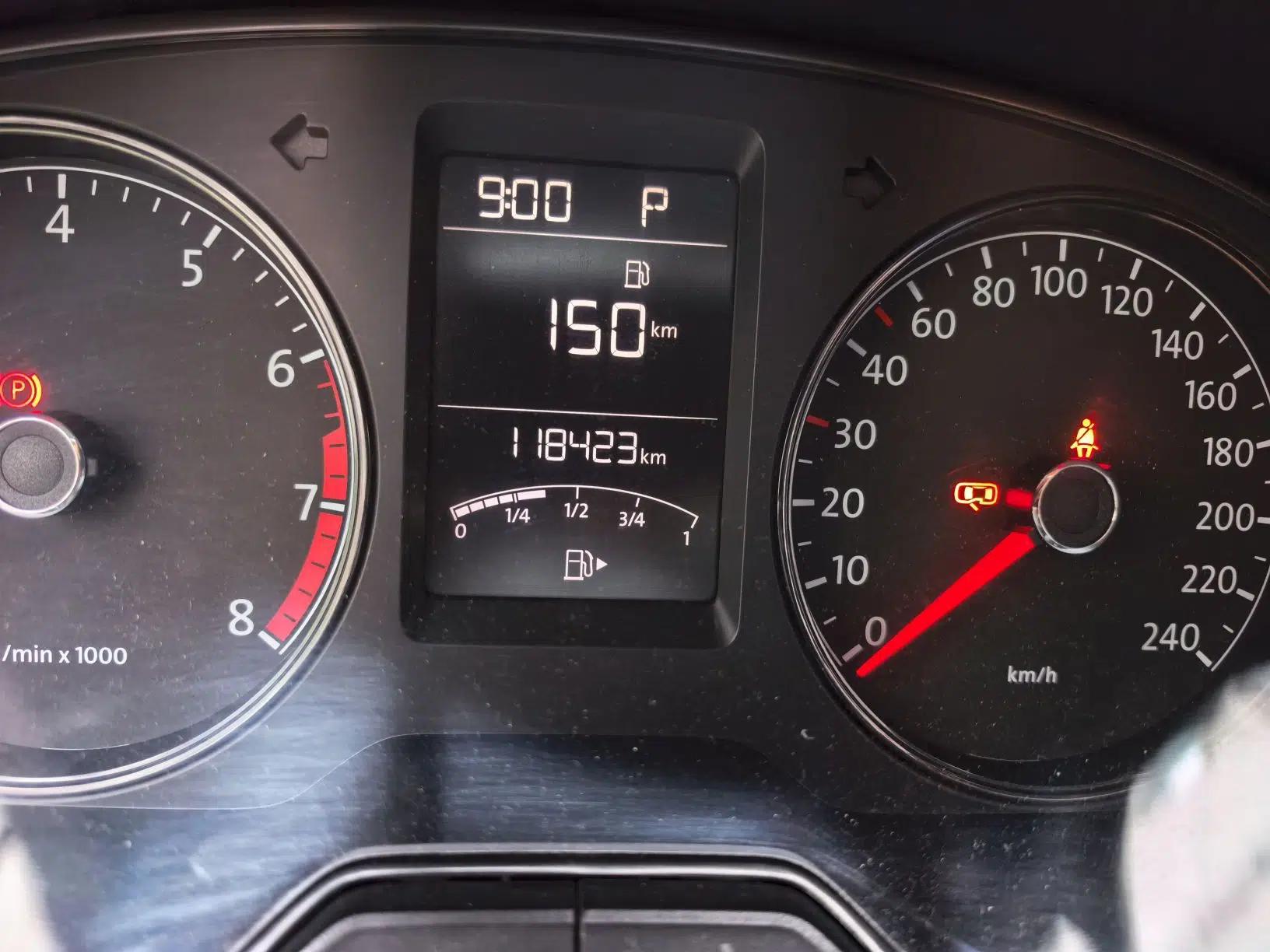 Volkswagen Lavida 2013 Revised Classic 1.6L Automatic Fashion Edition — миниатюра 12