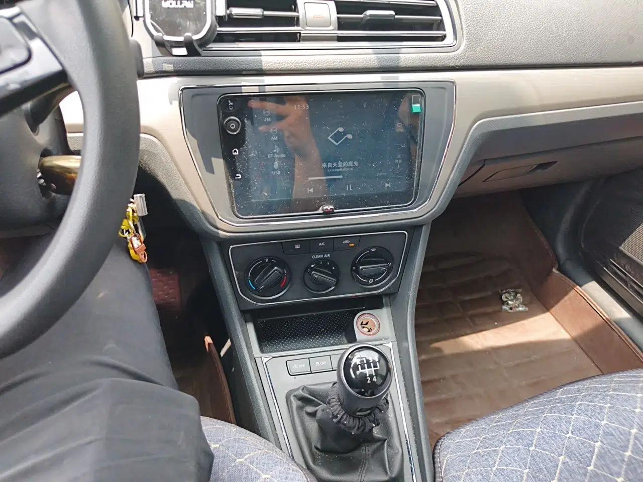 Volkswagen Lavida 2019 Lavida Start 1.5L Manual Comfort Edition China VI Standard — миниатюра 13