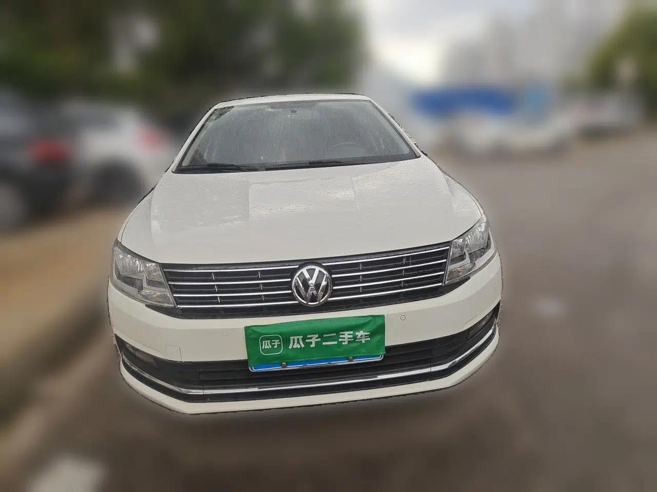 Volkswagen Lavida 2017 1.6L Manual Comfort Edition — миниатюра 2