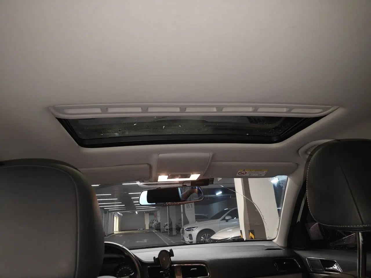 Volkswagen Lavida 2017 1.6L Manual Comfort Edition — миниатюра 18
