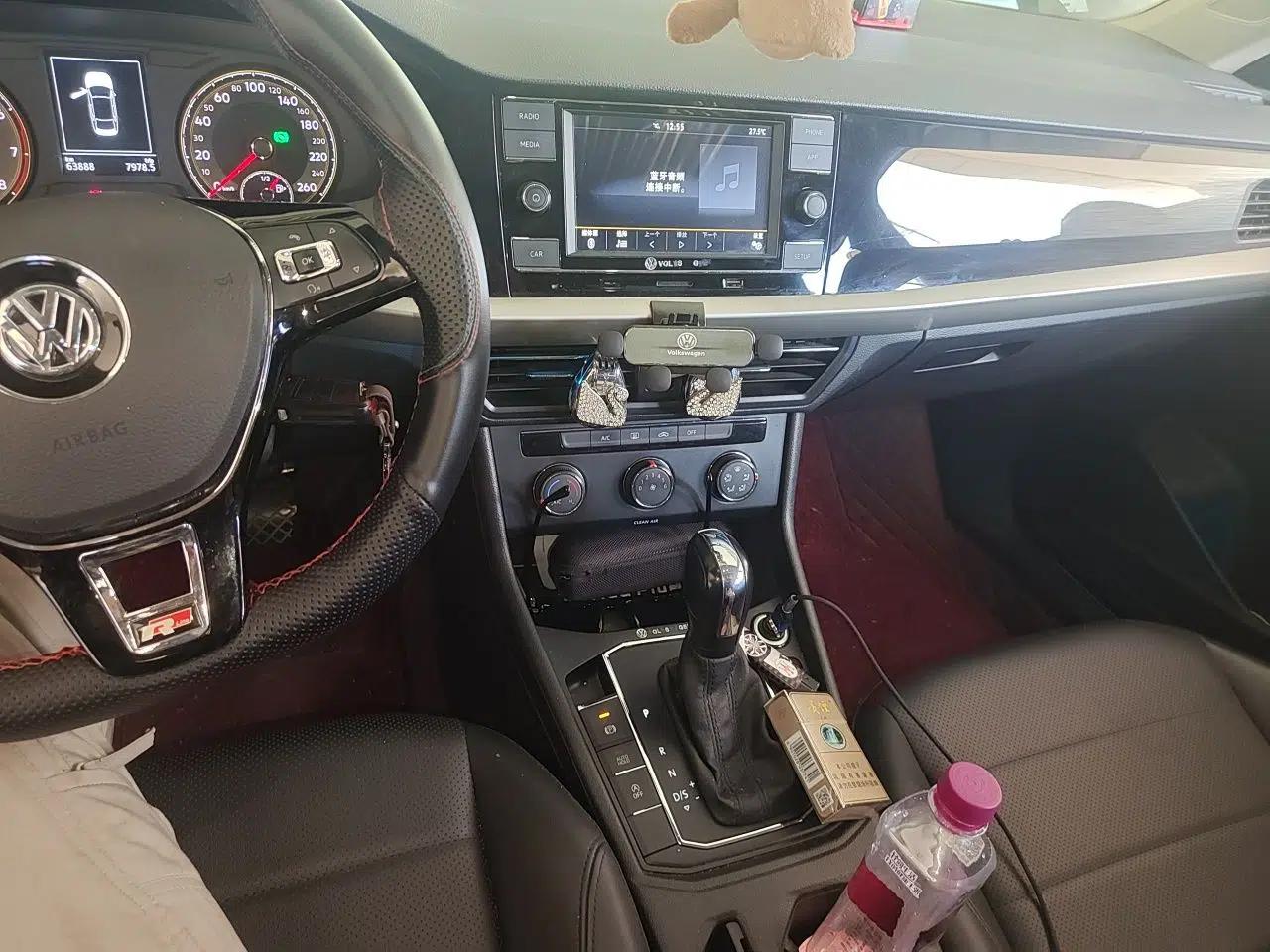 Volkswagen Lavida 2019 1.5L Automatic Comfort Edition China VI Standard — миниатюра 13