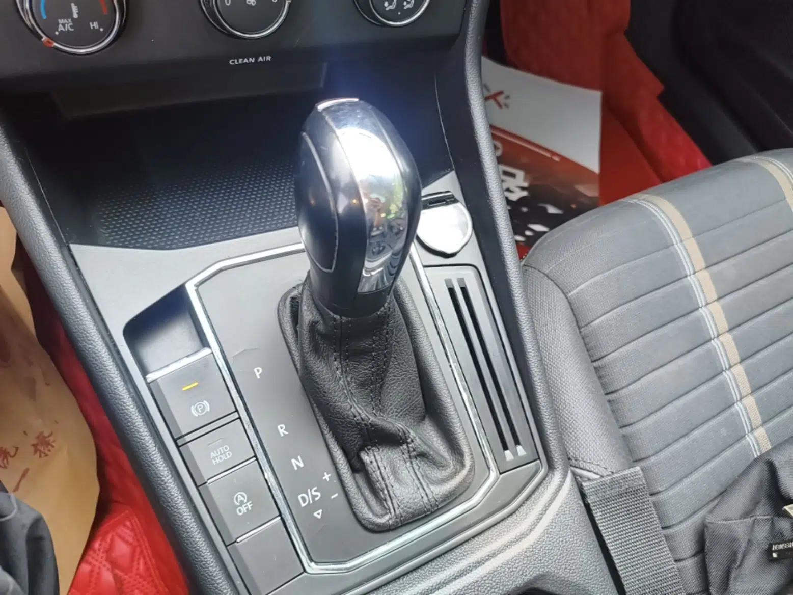 Volkswagen Lavida 2022 1.5L Automatic Vision Edition — миниатюра 21