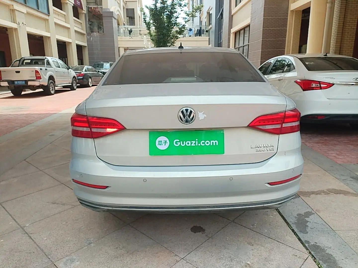 Volkswagen Lavida 2019 280TSI DSG Comfort Edition China VI standard — миниатюра 5