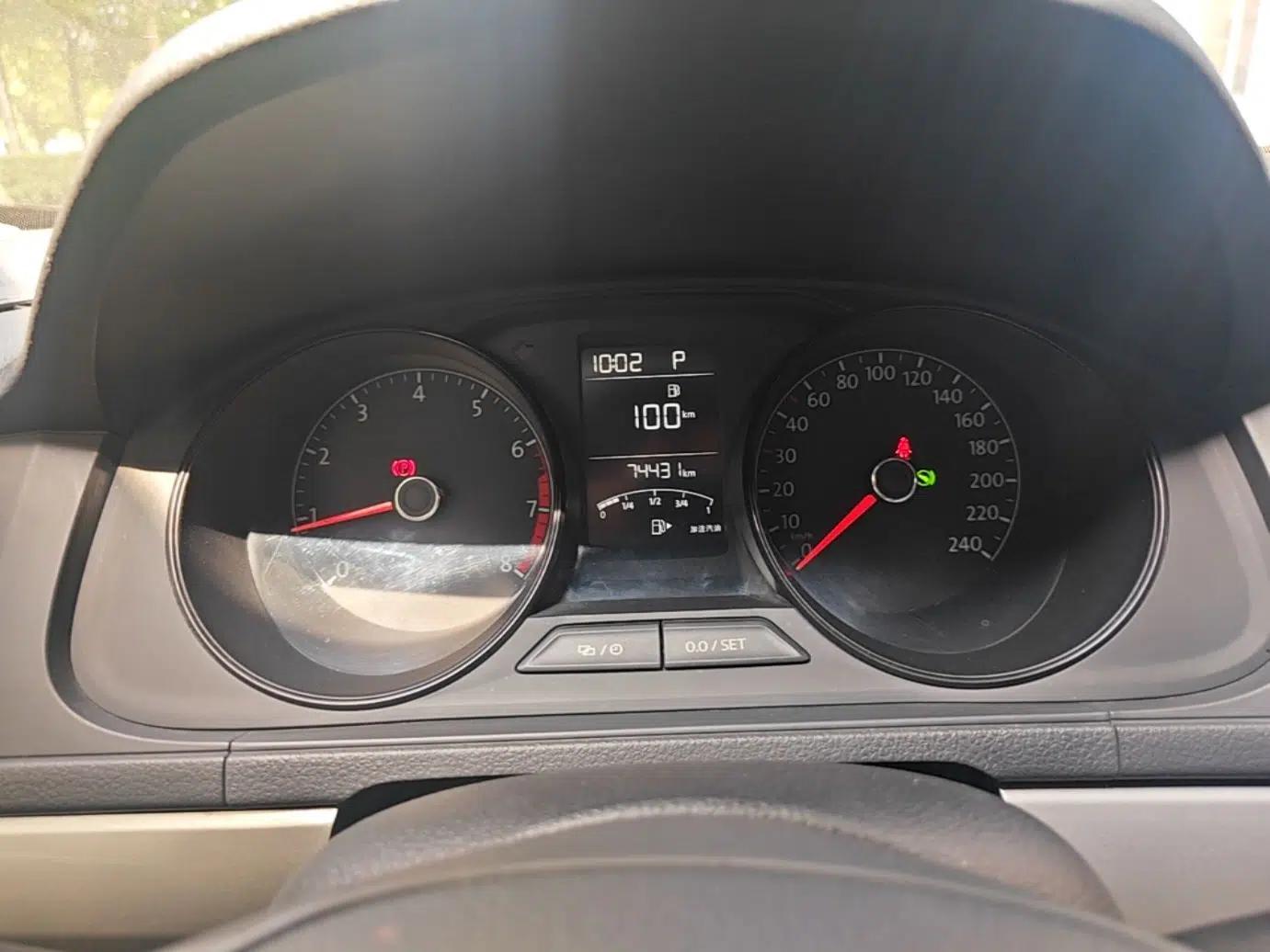 Volkswagen Lavida 2019 Lavida Start 1.5L Automatic Trendy Version China VI Standard — миниатюра 14