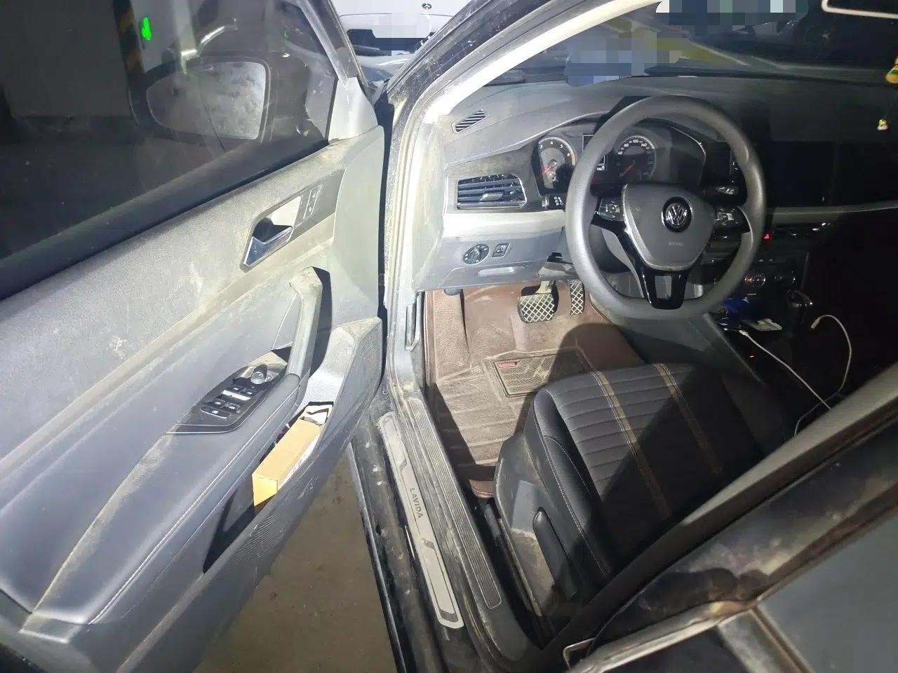 Volkswagen Lavida 2019 1.5L Automatic Vision Edition China VI Standard — миниатюра 16
