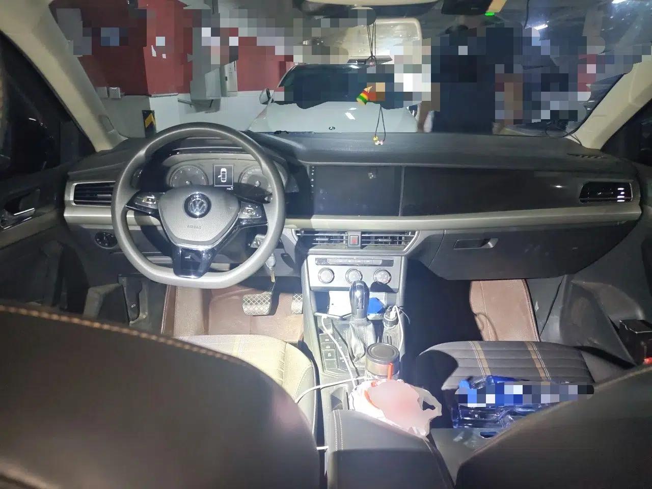 Volkswagen Lavida 2019 1.5L Automatic Vision Edition China VI Standard — миниатюра 9