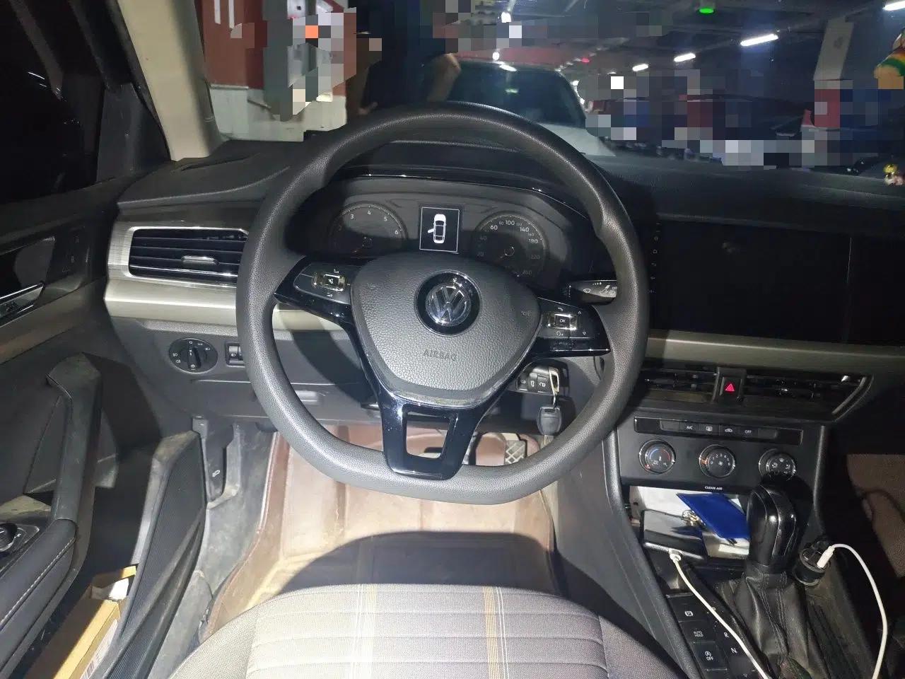 Volkswagen Lavida 2019 1.5L Automatic Vision Edition China VI Standard — миниатюра 10