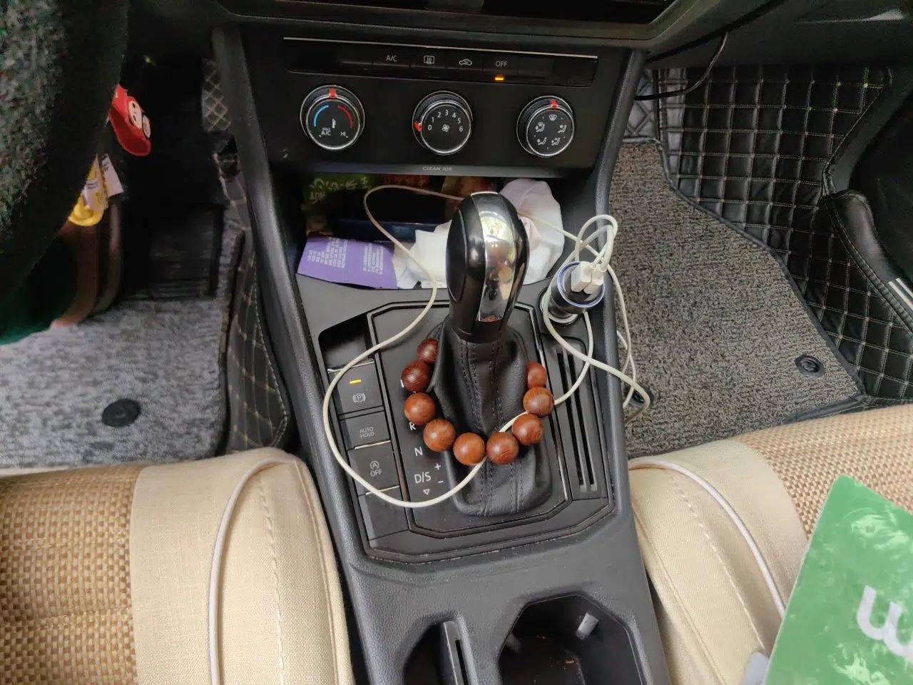 Volkswagen Lavida 2019 1.5L Automatic Fashion Edition China VI — миниатюра 14