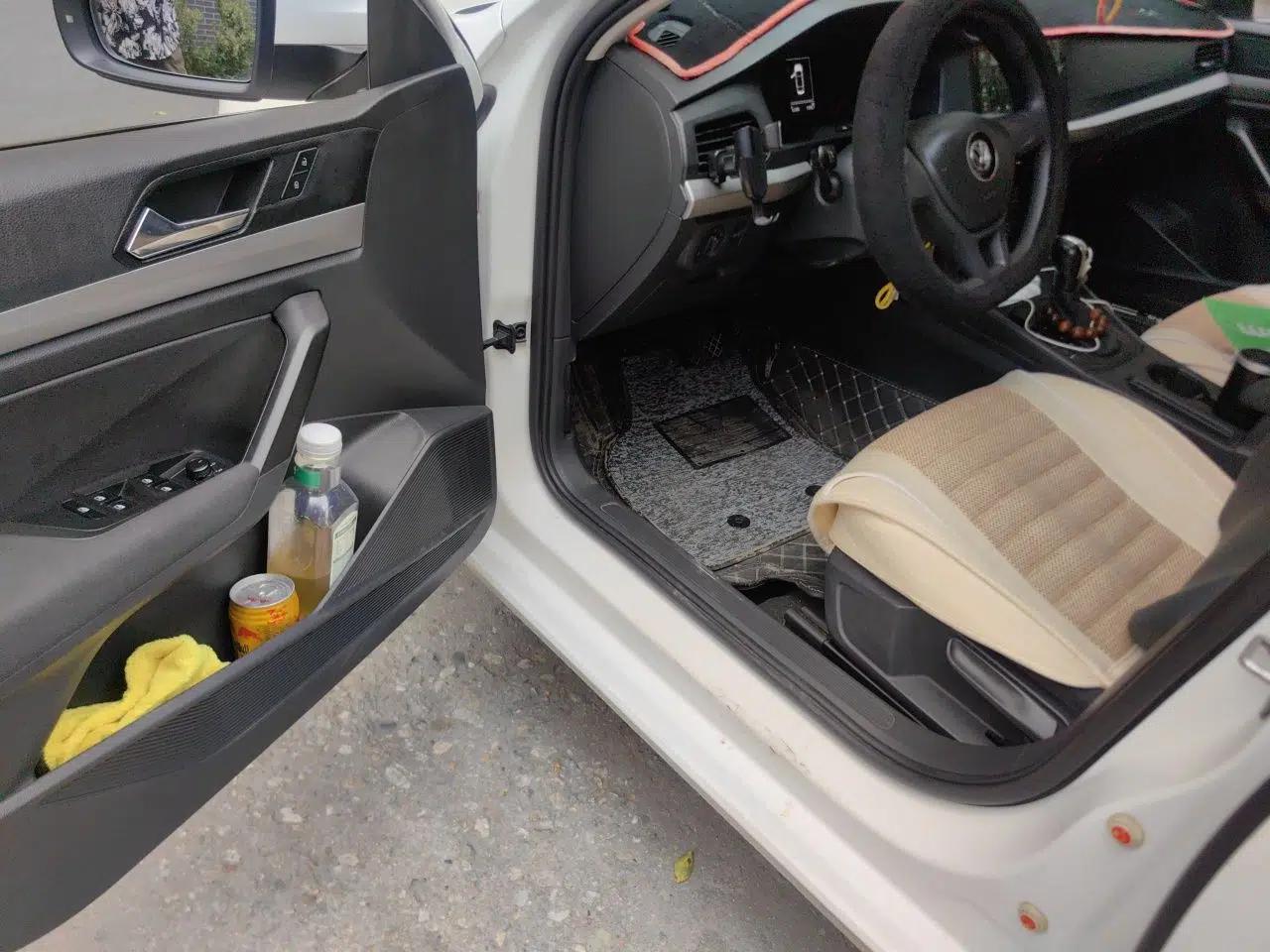 Volkswagen Lavida 2019 1.5L Automatic Fashion Edition China VI — миниатюра 16