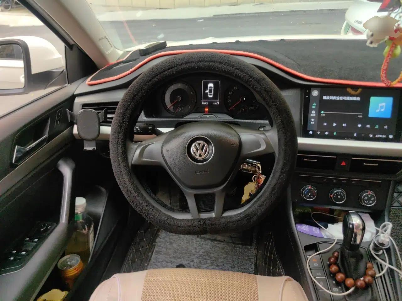 Volkswagen Lavida 2019 1.5L Automatic Fashion Edition China VI — миниатюра 10