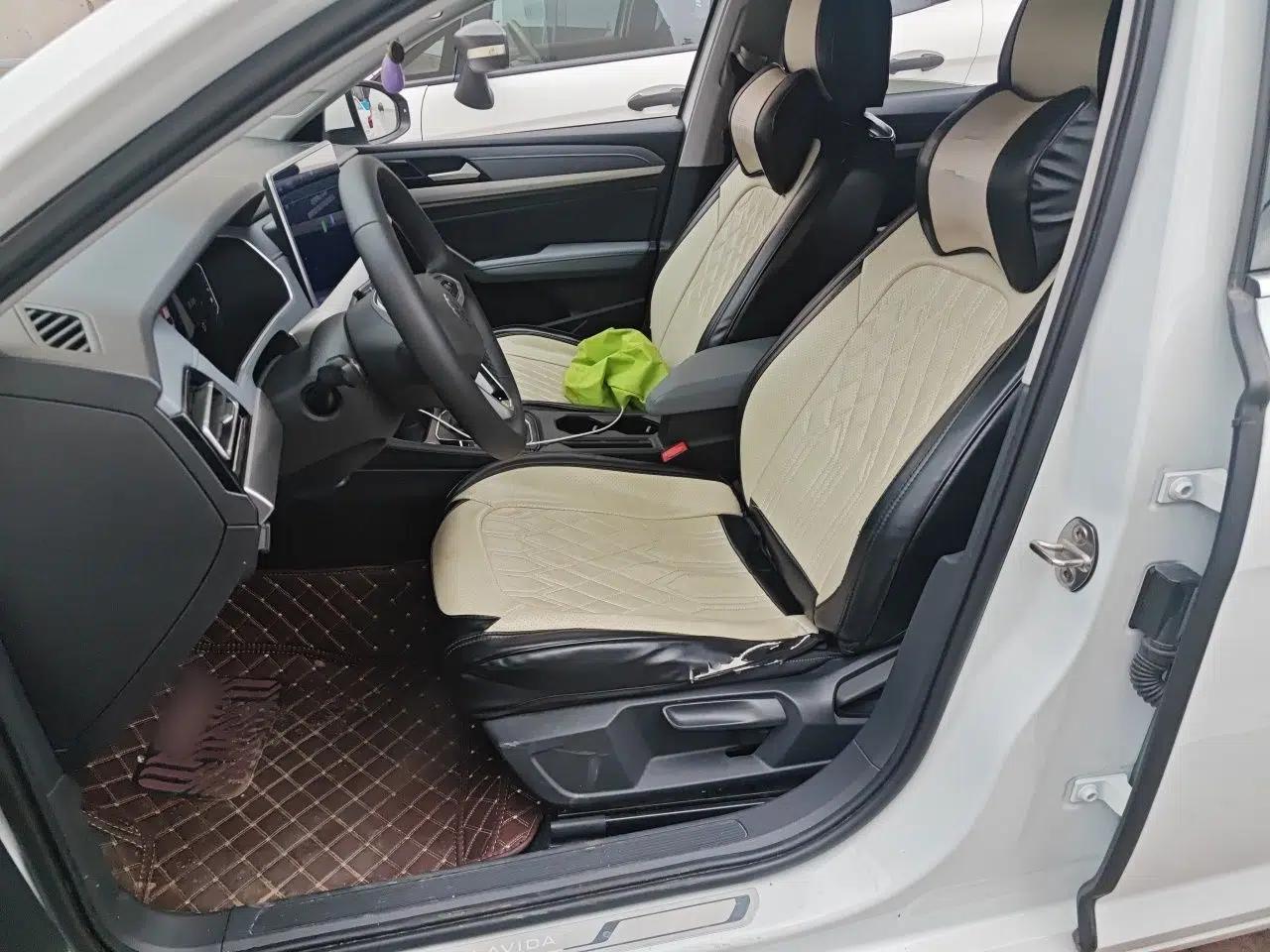 Volkswagen Lavida 2023 Revised Version 1.5L Automatic 5 Millionth Edition — миниатюра 15