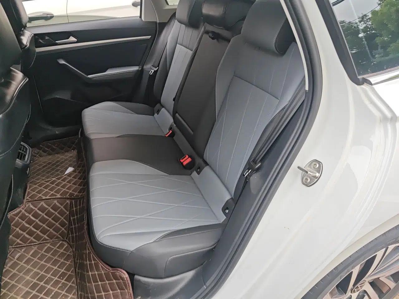 Volkswagen Lavida 2023 Revised Version 1.5L Automatic 5 Millionth Edition — миниатюра 17